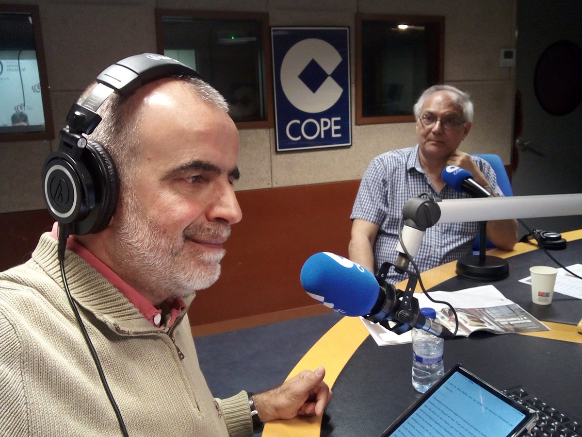 IgnasiMiranda's tweet photo. Us esperem aquest divendres #14Juny 13.33h en #ElMirall 783 AM @COPE_Catalunya @ecclesiacope @COPE, amb Salvador Bacardit @SeminariBcn i Josep Manuel Vallejo #Caputxins #Exercicis; també notícies i cançó 'Apòstols del Regne' https://t.co/PsJ7S7Vm4n: https://t.co/f8LqW67KGY https://t.co/TA7L5cZjxv