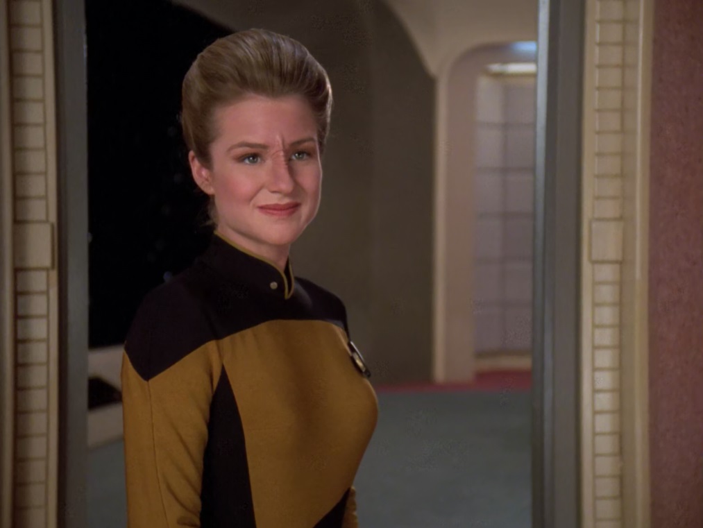 GaryGorn's tweet photo. Happy Birthday Shannon Fill🥳
#ShannonFill (born 13 June 1971) is an #actress who played Sito Jaxa in the #StarTrekTNG episode "#TheFirstDuty" and "#LowerDecks", and voiced Sito in the #StarTrekLowerDecks episode "#OldFriends, #NewPlanets".
#HappyBirthday #StarTrek #TNG https://t.co/S8YVCtiW3m