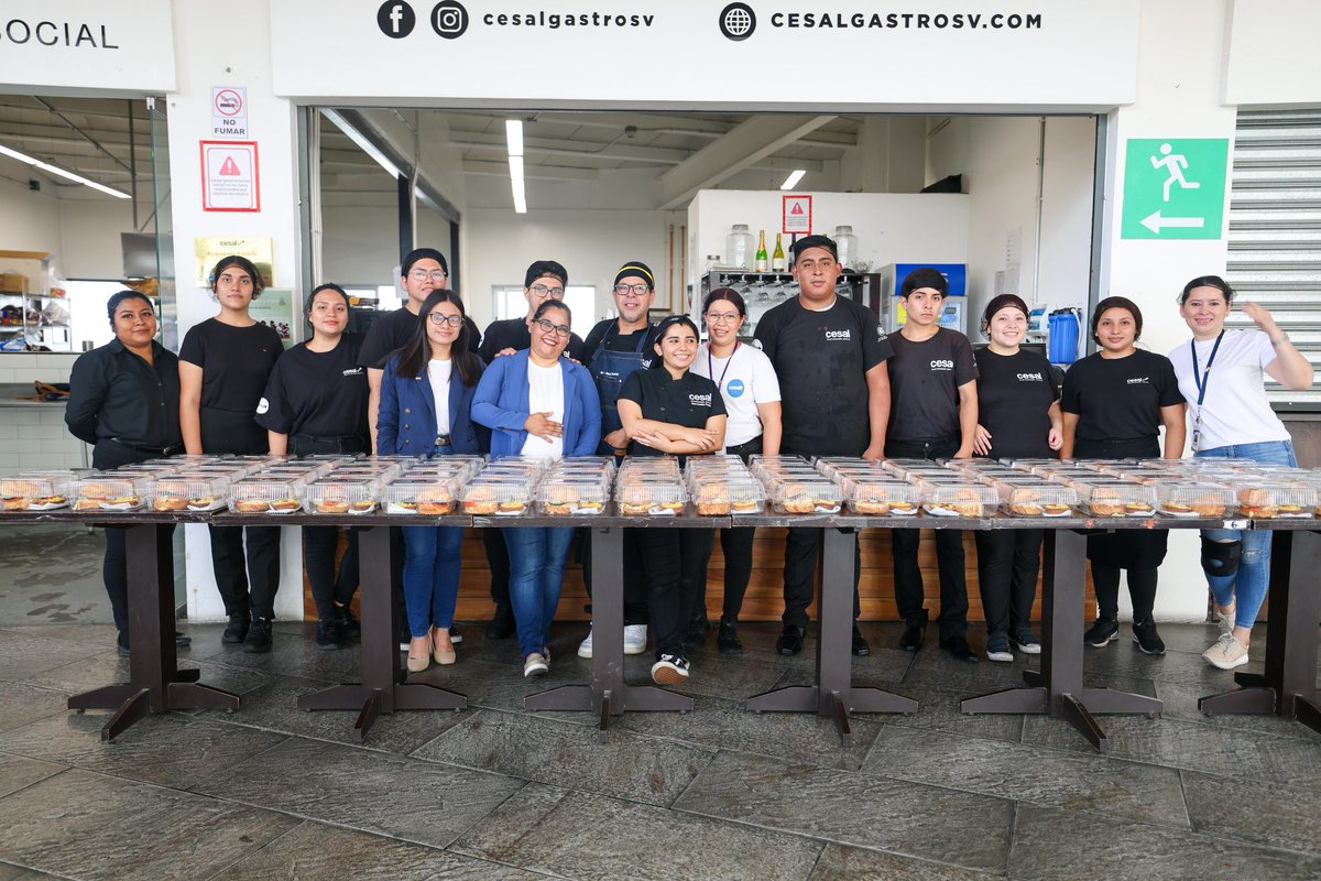 MITURElSalvador's tweet photo. Este día, #CESAL presentó los resultados del proyecto Gastronomía Sostenible y la metodología del Aprender-Haciendo. 🧑🏻🍳🥘 https://t.co/sC76la7856