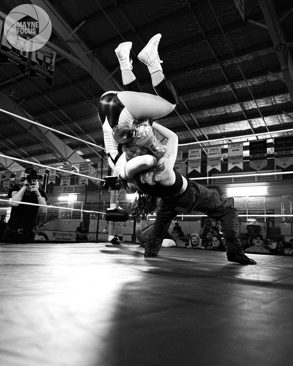 h4leydylan's tweet photo. Hi! I have a lot of open dates in July that I’m looking to fill asap! 
I promise I will add to your show so
if interested please reach out to haleydylanbookings@gmail.com 
(serious inquiries only!) https://t.co/KWchAuVr2z