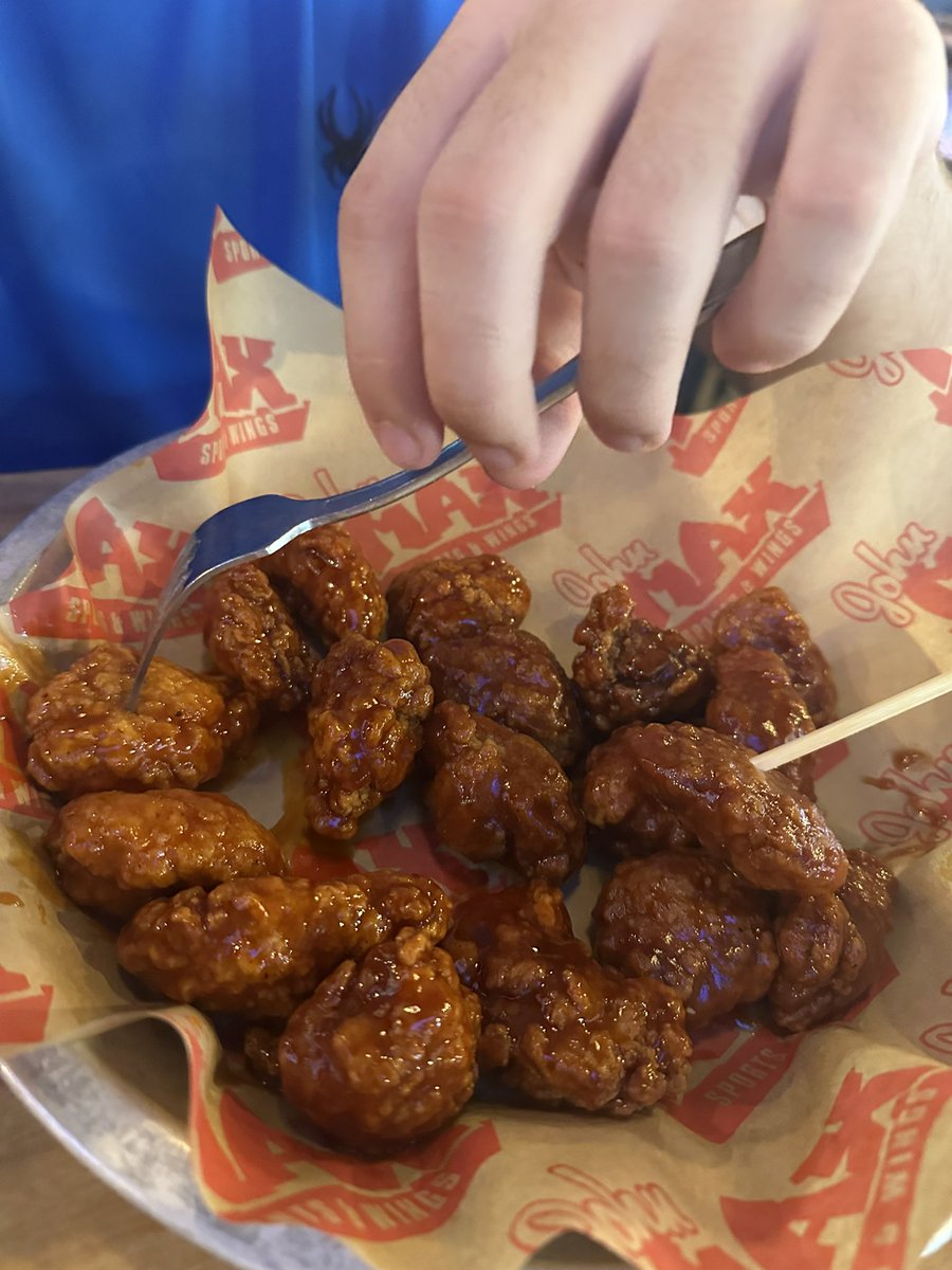 HunsTactical's tweet photo. #johnmax #foodies #chickenwings
Quality time with the bros!!! https://t.co/h5Zq0GZ9Ap