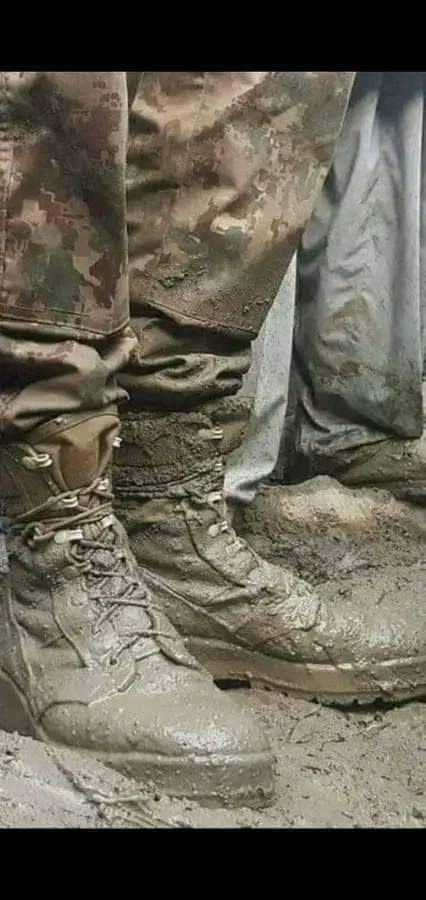 PpyHYD786's tweet photo. افواج پاکستان پر بھونکنے والوں تمہاری اوقات ہمارے شہداء اور غازیوں کےجوتوں پر لگے اس گند کے برابر بھی نہیں
🇵🇰 پاکستان زندہ باد 🇵🇰
🇵🇰 پاک فوج زندہ باد 🇵🇰
#OfficialDGISPR
#peaceforchange
@PatrioticYuth https://t.co/UJgapq4aXx