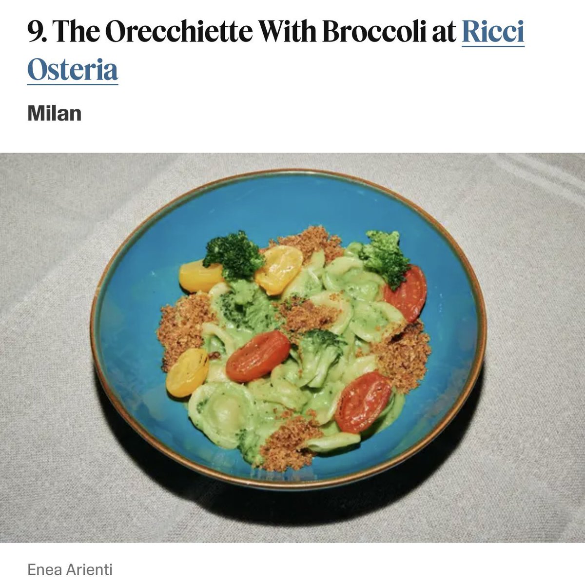 gemmagaetani's tweet photo. Alla #presentazione e #firmacopie del #cookbook #DallaPugliaconamore #cairoeditore degli chef #AntonellaRicci e #VinodSookar le cui #orecchietteconbroccoli sono state da poco selezionate dal #NewYorkTimes tra i 25 piatti di #pasta imperdibili da mangiare in Italia 🙂 https://t.co/sH4D0GOplJ