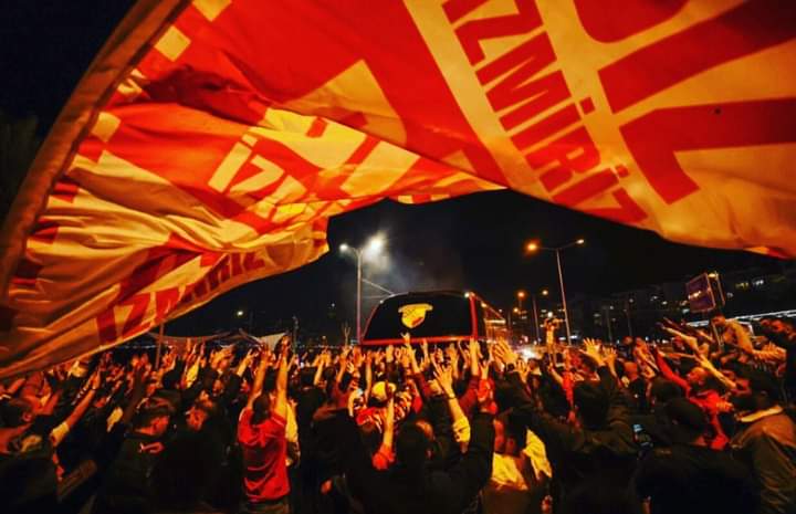 GoztepeCom's tweet photo. 🔥Şanlı Şerefli Göztepe 99 Yaşında!

#Göztepe99Yaşında #BirŞehriYakanlar https://t.co/qRRTTKT2ku