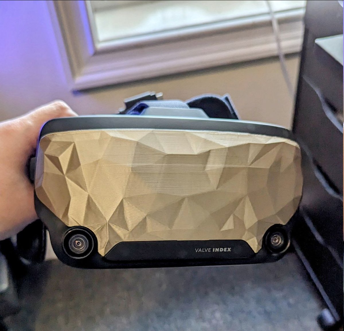 fuzzy 💀🐺 (@boxmacleod) on Twitter photo Got my Index stuff today from <a href="/StudioformVR/">StudioformVR</a> :D
HIGHLY recommended! Fast shipping from NZ, high quality products, good prices..and they even sent me this faceplate as a freebie! (I ordered the black one, which I also got)
Index feels super comfy now with a counterweight! Thanks! Got my Index stuff today from <a href="/StudioformVR/">StudioformVR</a> :D
HIGHLY recommended! Fast shipping from NZ, high quality products, good prices..and they even sent me this faceplate as a freebie! (I ordered the black one, which I also got)
Index feels super comfy now with a counterweight! Thanks!