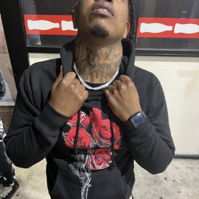 greyfammack's tweet photo. #NewProfilePic https://t.co/QCn5416FUL