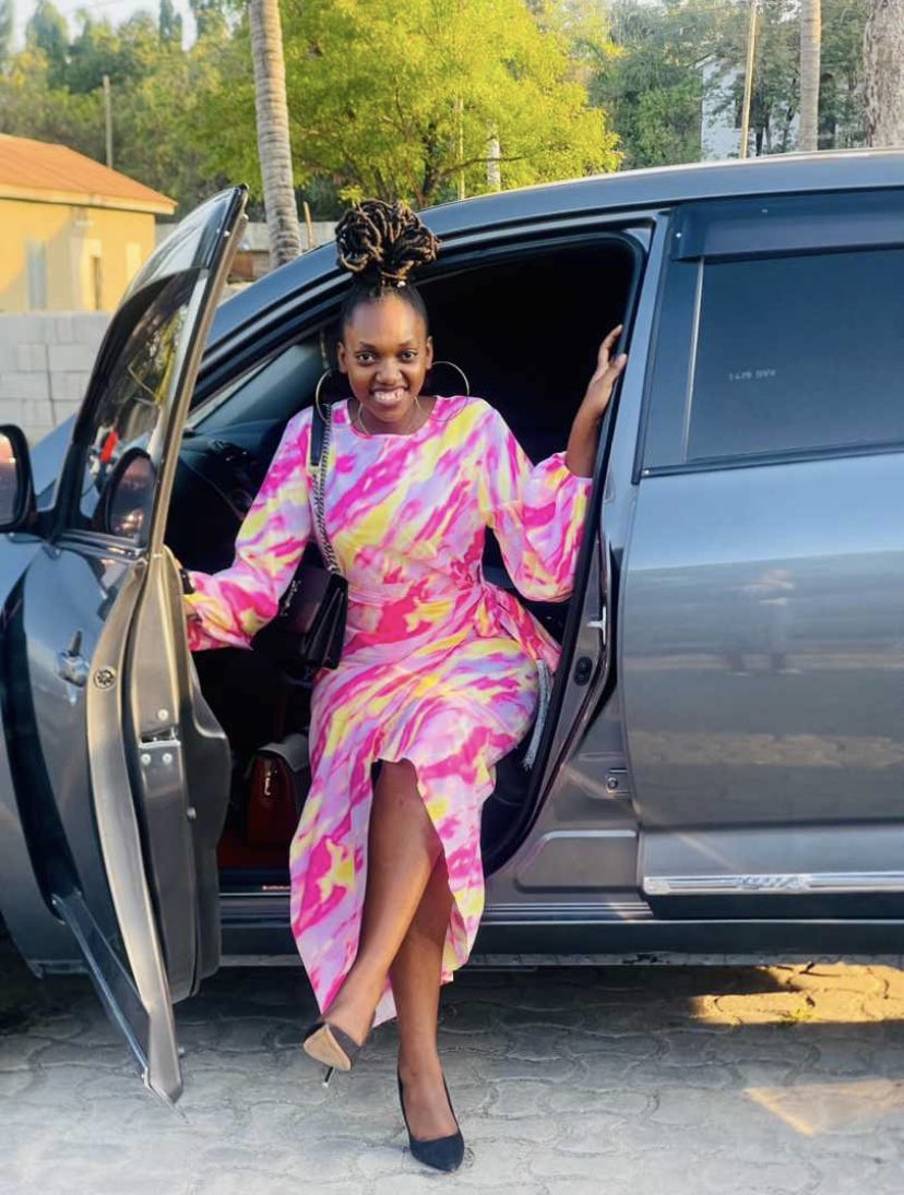 amprincess9's tweet photo. Happy birthday to my baby sister. A girl behind my business in Dar, pacha ake baba, kipenzi cha mtoto wangu (mwanangu anatuchanganya sura eti😂)

I love you so much mpenzi wangu❤️❤️
3 Yohana 1:2 🙏
@paulrightness https://t.co/mdbLhGo4UQ