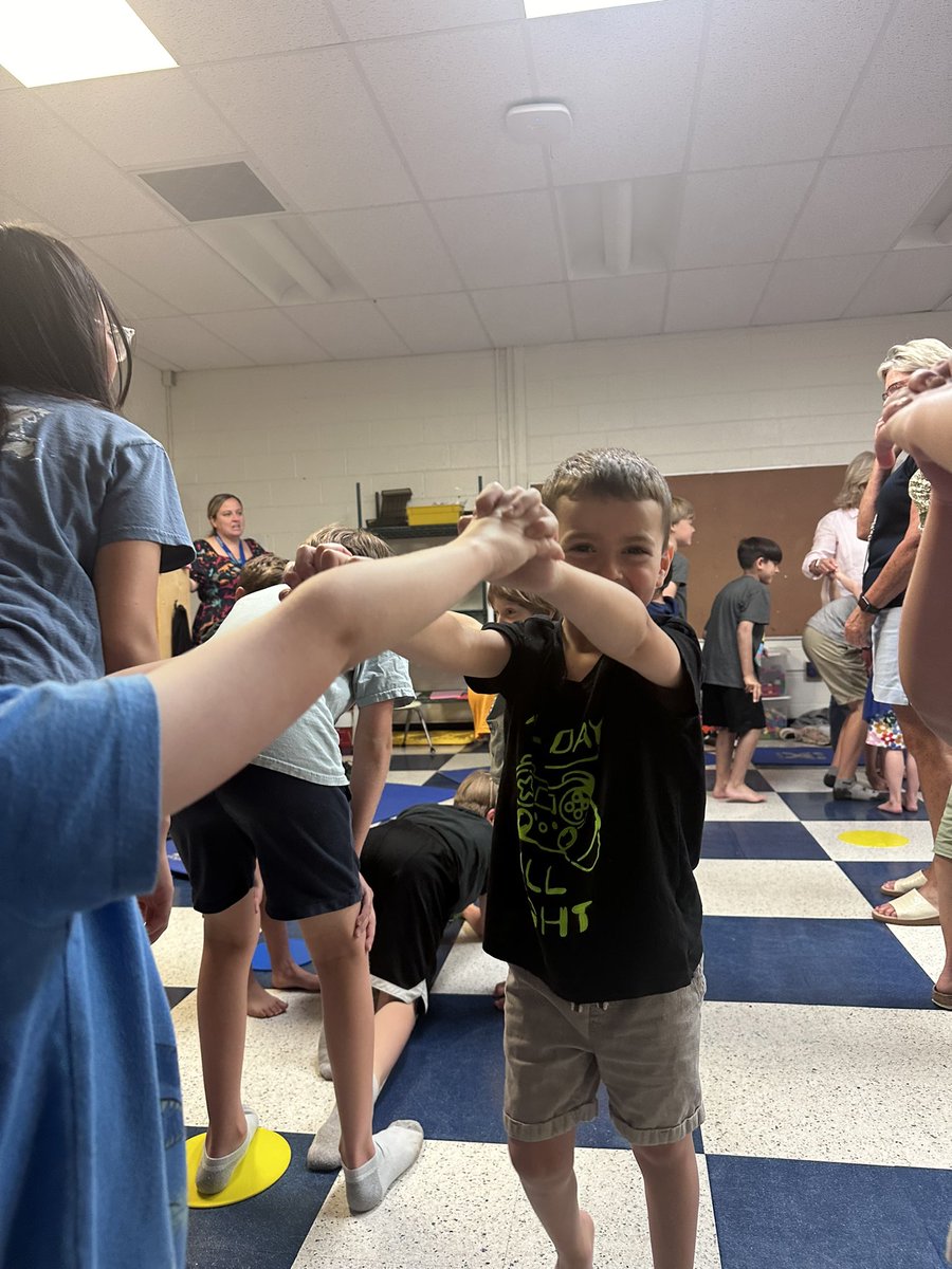 Yoga with the fifth graders was very exciting for these preschoolers! Thank you for everything  this year <a href="/ChristaEastgate/">Christa Eastgate</a> 🧘🏼‍♀️🧘🏻‍♀️🧘🏽‍♀️🧘🏾‍♀️🧘🏿‍♀️ #BearTavernPride