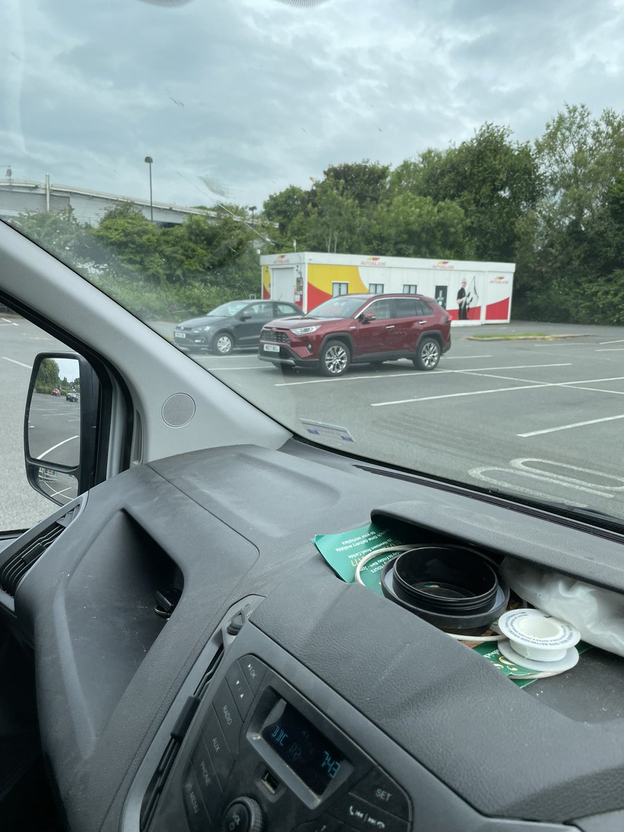 neilbell1's tweet photo. So @Autoglass  so nice of you to look after my car that you have had for a week. 7.30am this morning and I see my car parked outside and no one at your depot. I was told my car would be locked up overnight and this evidence clearly shows it’s not https://t.co/gC9Co23s5p