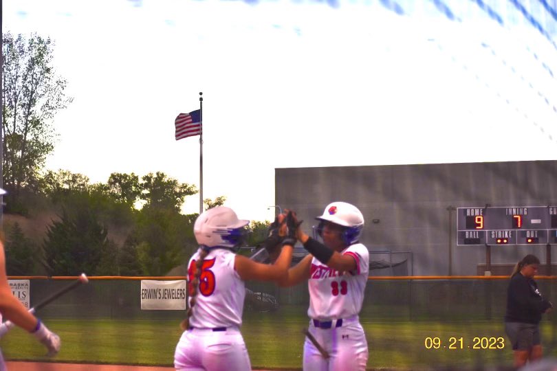 OPS_WestviewSB's tweet photo. Happy to take an extra moment to celebrate this game we love! 

We’re thankful everyday for this sport and all it gives us💙🧡

Happy #NationalSoftballDay https://t.co/d90lUbynx6