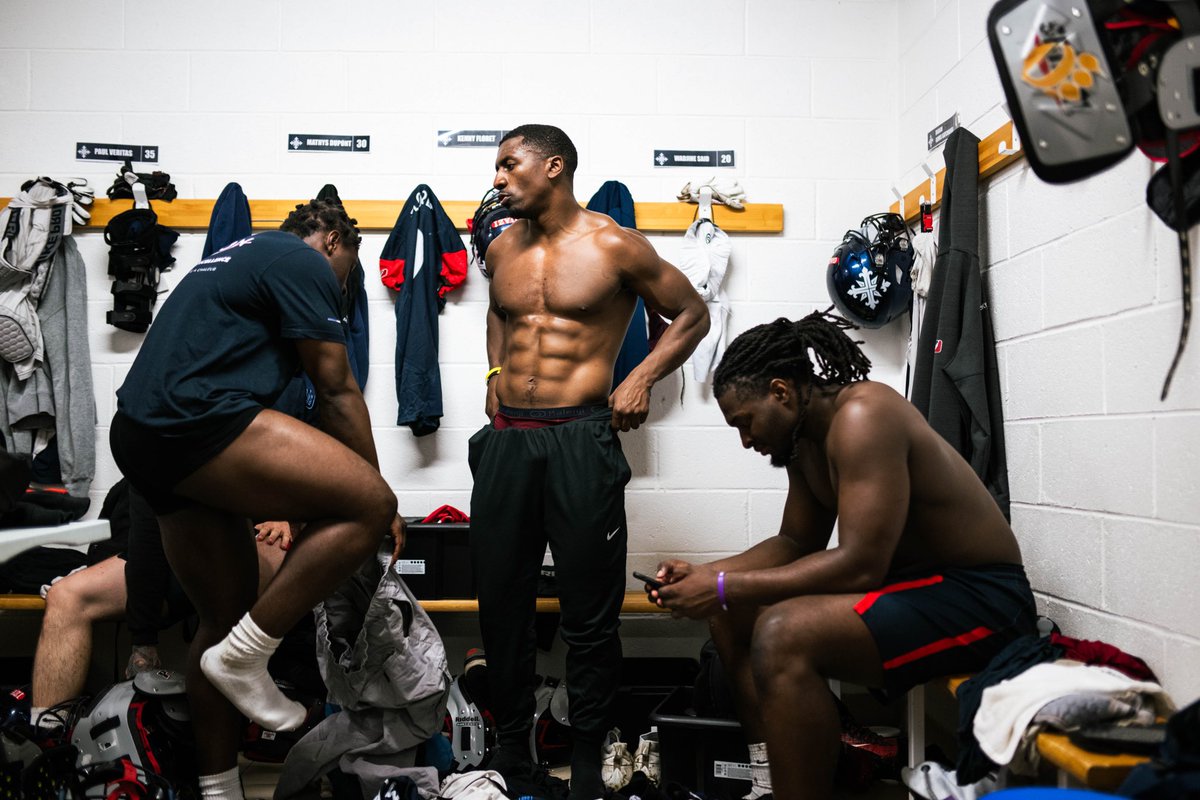 Le club des Paris Musketeers, premier club français professionnel de football américain, a ouvert ses portes pour les suivre dans le début de cette deuxième saison en ligue Européenne.
🏈📸 <a href="/AFPphoto/">AFP Photo</a> <a href="/parismusketeers/">Paris Musketeers</a>