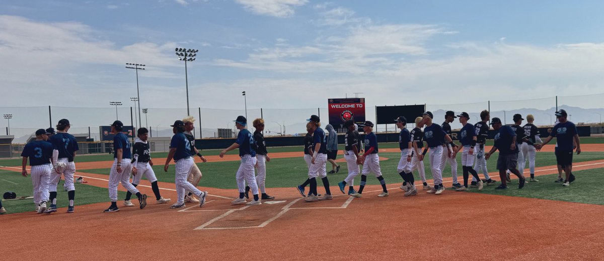 B_bair2027's tweet photo. Game one of the weekend was a pitching battle but @bwillson44 and @ZhaidDiaz15166 got it done for GBG to win 2-0

#15uAzOpen
@GBGArizona vs. #Ponobaseball
@PBRTournaments // @PrepBaseballAZ https://t.co/dgmAvvZ1VE