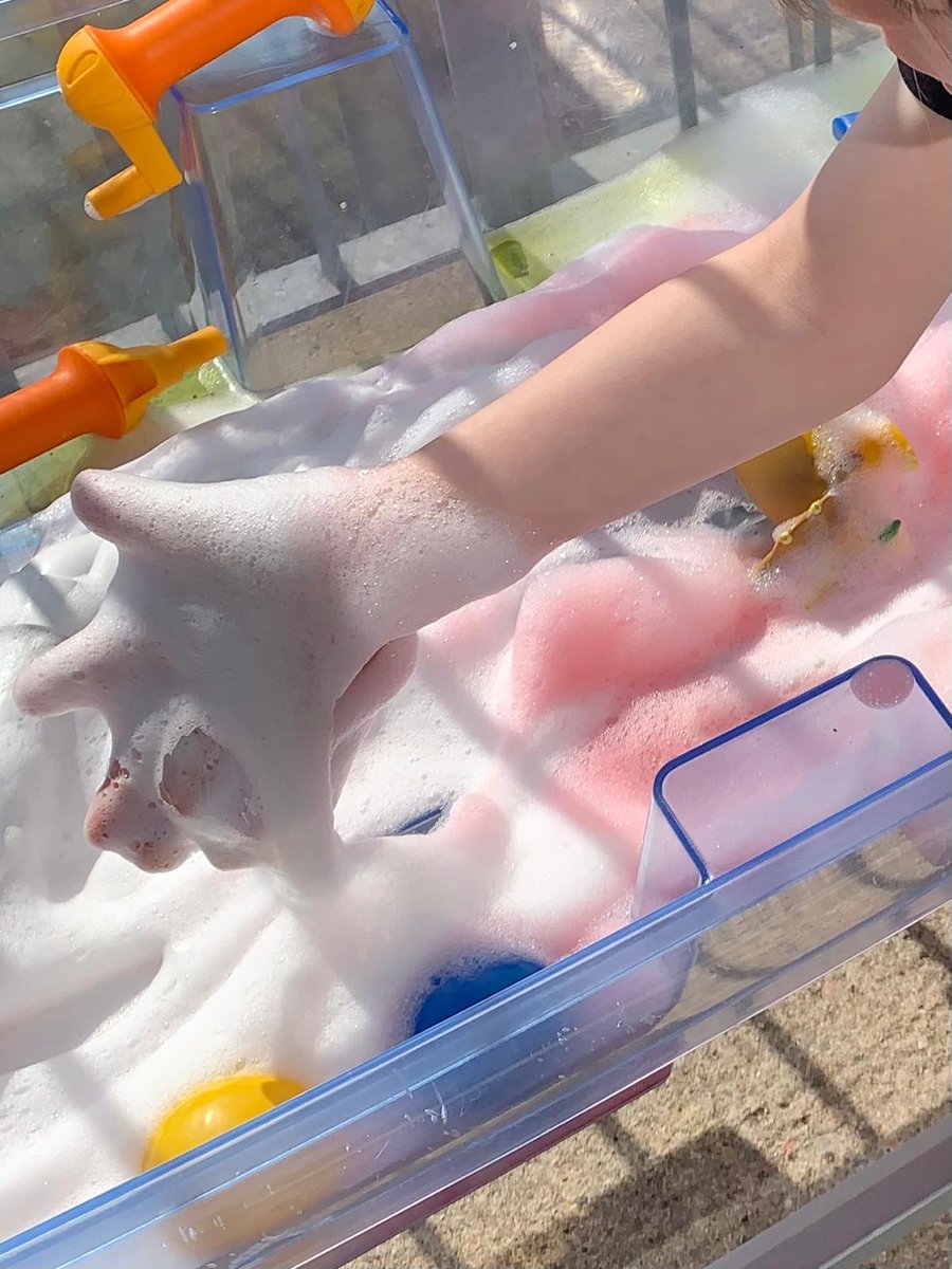SeafieldHT's tweet photo. 💜 Sensory Session went down a treat this afternoon in our #LearningLounge 🪩 #meetingsensoryneeds 🌈 https://t.co/vdsIX6jMyP