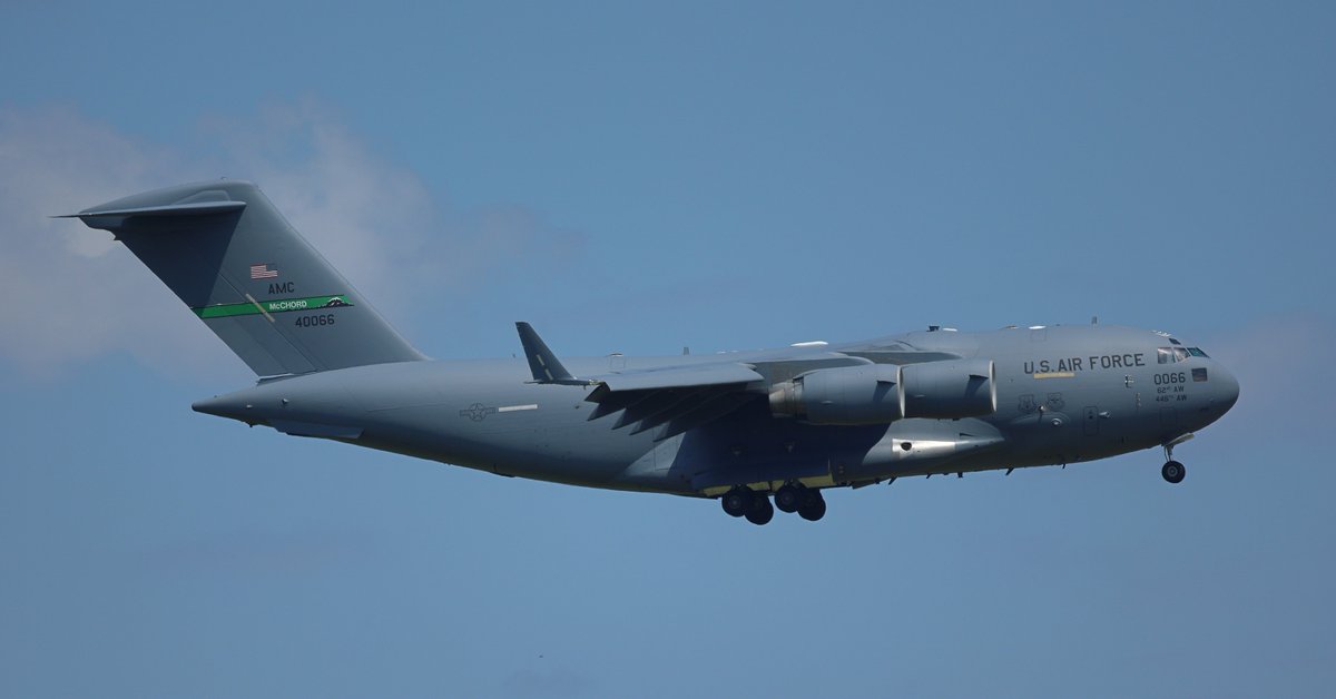 ogspotting's tweet photo. 📷
@ogspotting @62dairliftwing #boeing #c17globemaster #zrhspotter #zrhmovements 
Air Force Boeing C-17A Globemaster III 04-0066 (62nd Airlift Wing)
Landing at Zuerich-Airport
13/06/2024 https://t.co/QM7zSzlFuB