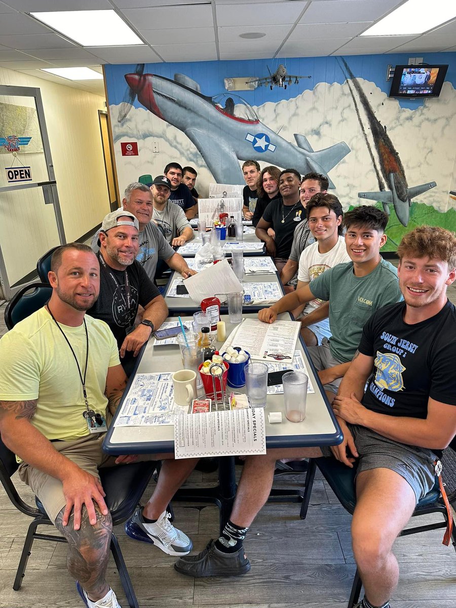 lcmrfootball's tweet photo. Senior Breakfast! 

Congratulations on your success on and off of the field! We wish you the best of luck in the future. You will be missed! https://t.co/raYgqkJzQw