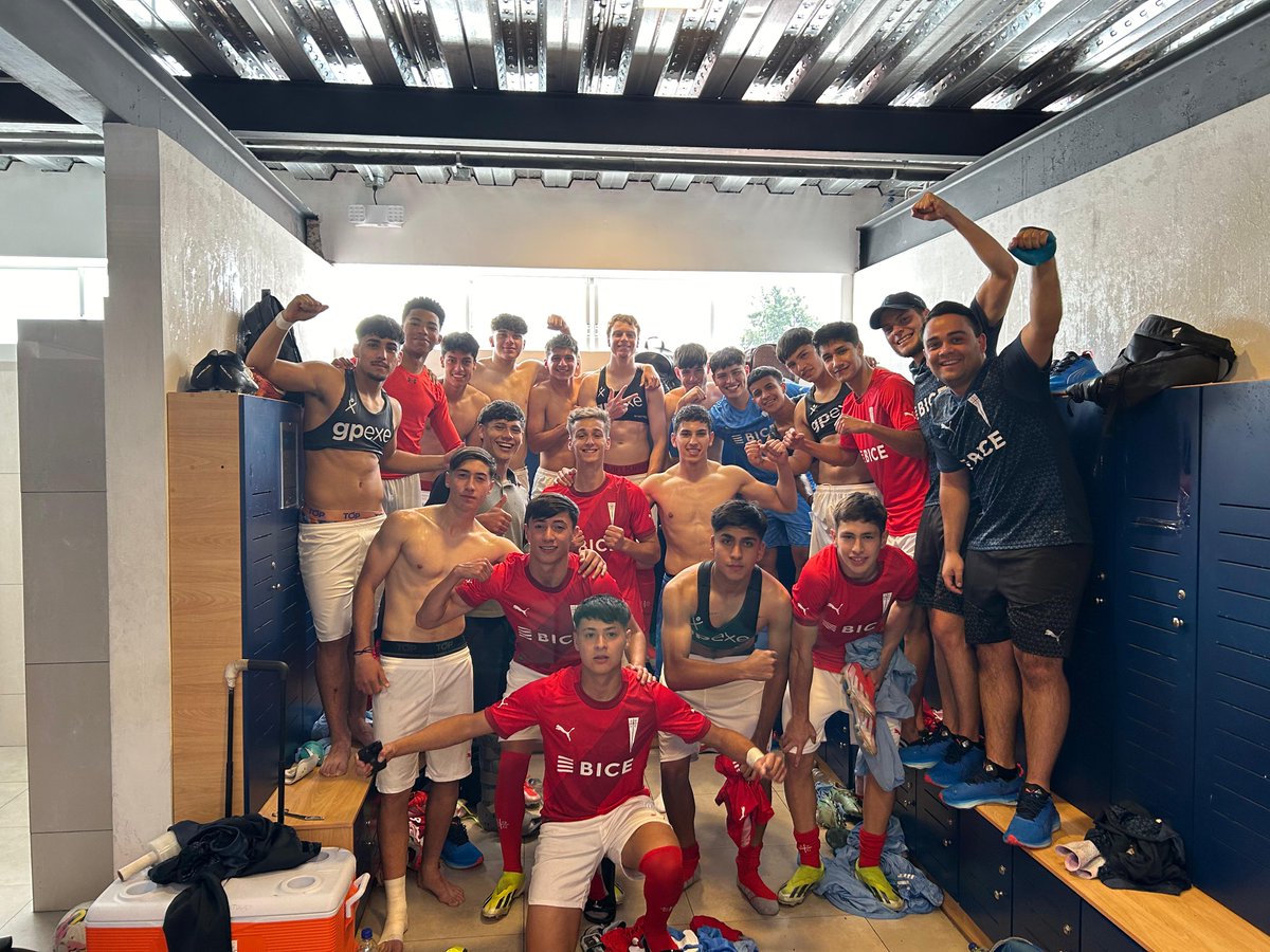 Universidad Católica tweet media