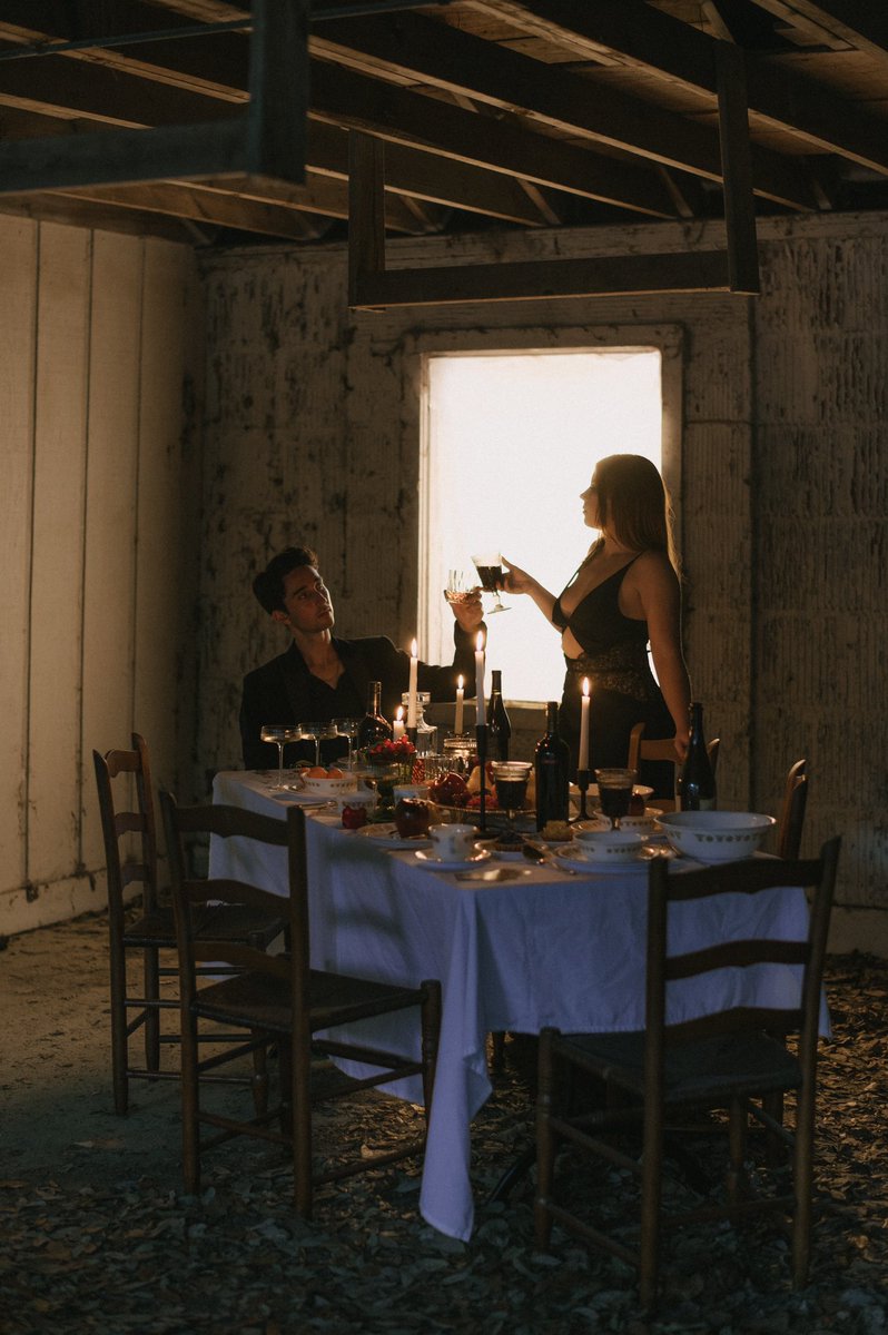 Allow us to reintroduce ourselves.
New Single. Spirits. 6/21

Allow us to reintroduce ourselves.
New Single. Spirits. 6/21

📷 FayMoneyStudios