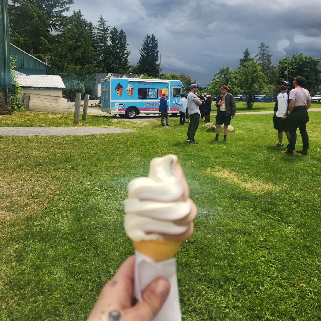 Raising the Roof tweet media