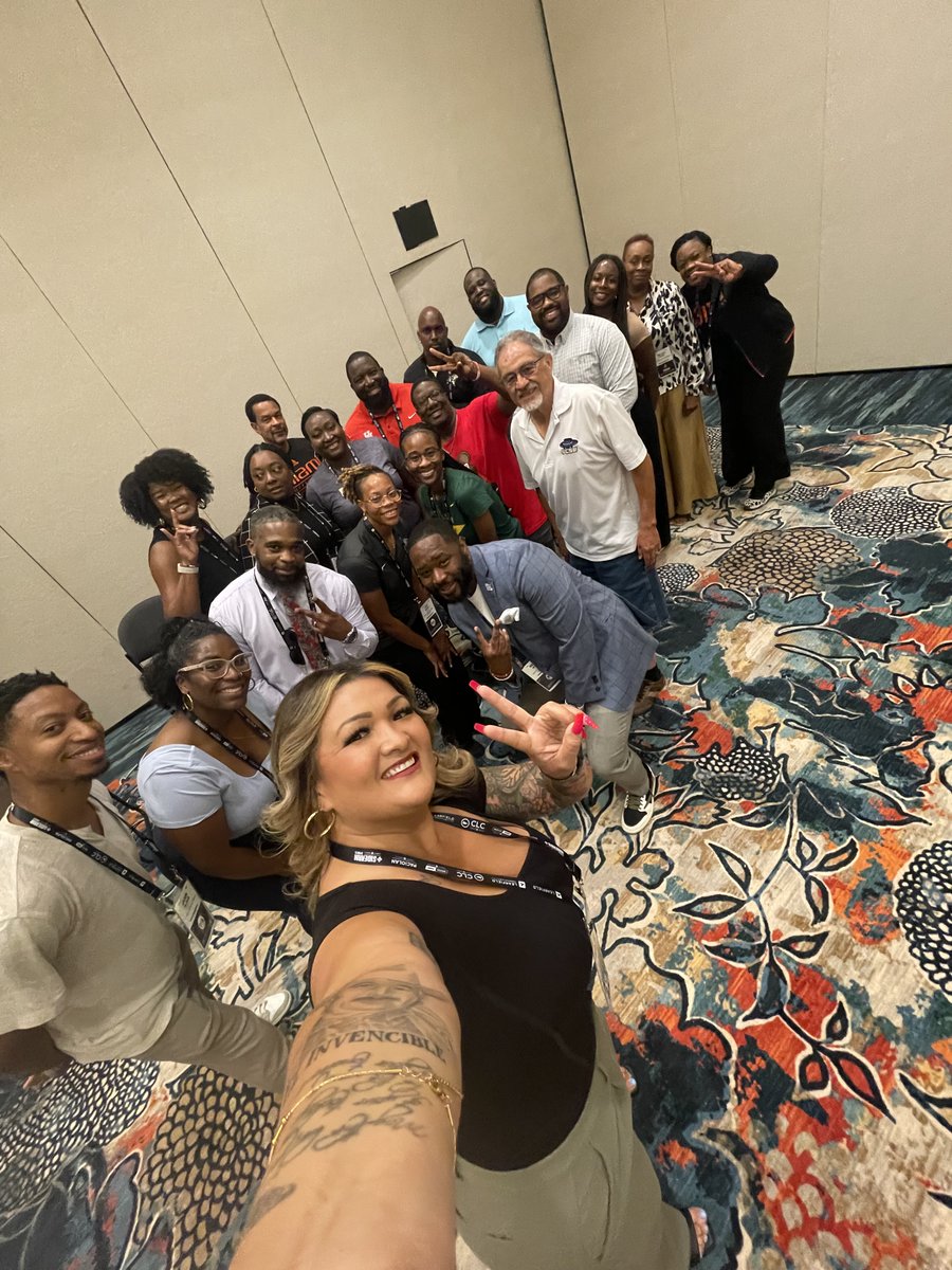 N4A_DEI's tweet image. It was great to see you at the Ethnic Concerns Committee and LGBTQA+ Committee meetings this year at @nfoura! Let's stay locked in!
If you'd like more information about each committee, please follow and connect with @GMidge1981 and @bjada22
#WeAreN4A