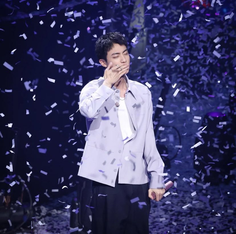 JNKLATAM's tweet photo. [INSTAGRAM] 240613 #JIN 

🔗: https://t.co/mZccTZO3YM https://t.co/VohwxaJjNM