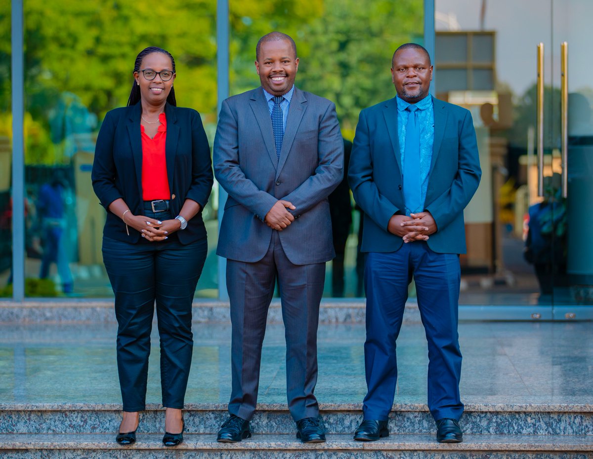 <a href="/fdusafulg/">Fulgence Dusabimana</a> <a href="/mdkayihura/">Prof. MD Kayihura</a>: Turakwifuriza kuzarangwa n'ubushishozi, ubunyangamugayo no gufatanya n'izindi nzego z'ubuyobozi bw'Umujyi wa Kigali. Ikindi kandi ni ukumva abaturage, kubatega amatwi no kutabahutaza.