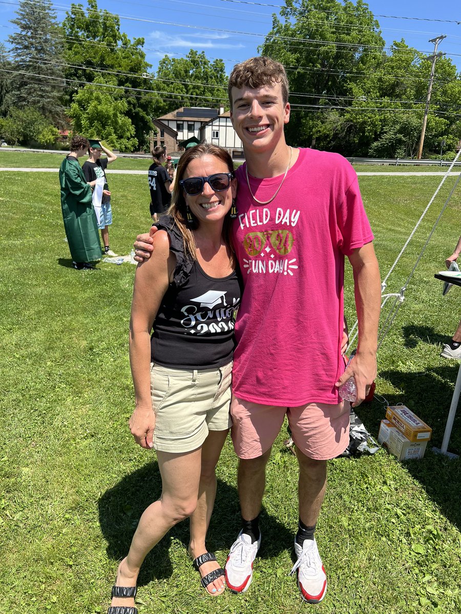 SpackSports's tweet photo. Thank you to the H.S. PE dept. and Mrs. Girard, Class Advisor, for organizing field day! https://t.co/SzXtlUo8e8