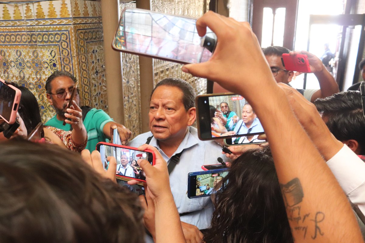 Siempre es un gusto atender a mis amigas y amigos de los medios de comunicación, su labor es escencial para la ciudadanía y la democracia.

¡Les deseo una excelente jornada!