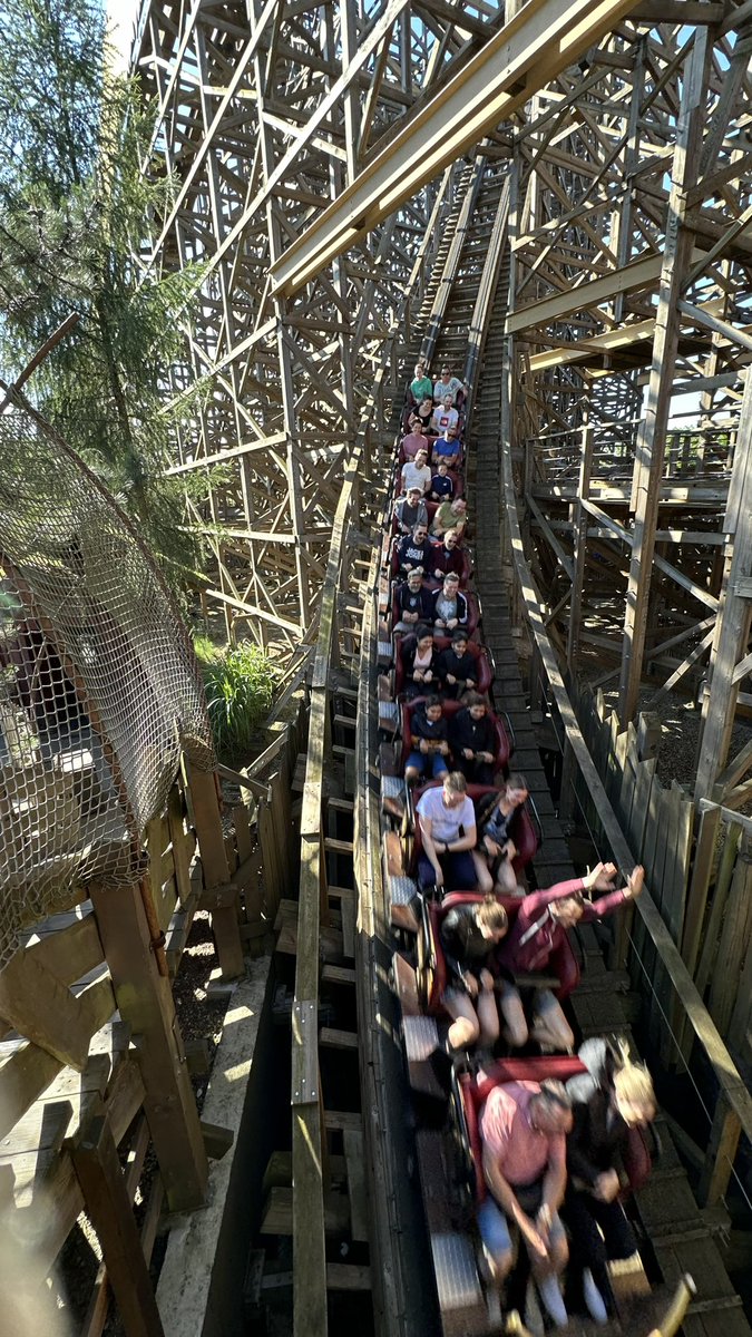 MarkLForrest's tweet image. #Wodan #Rollercoaster at #EuropaPark is the most perfect woody that ever did wood.