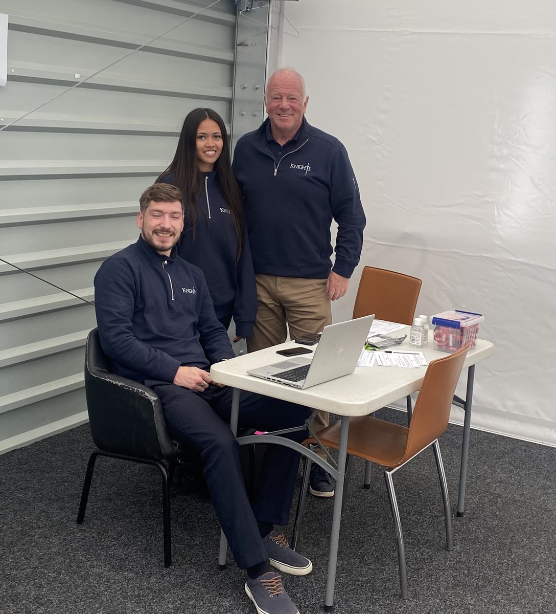 Tony Knights tweet media