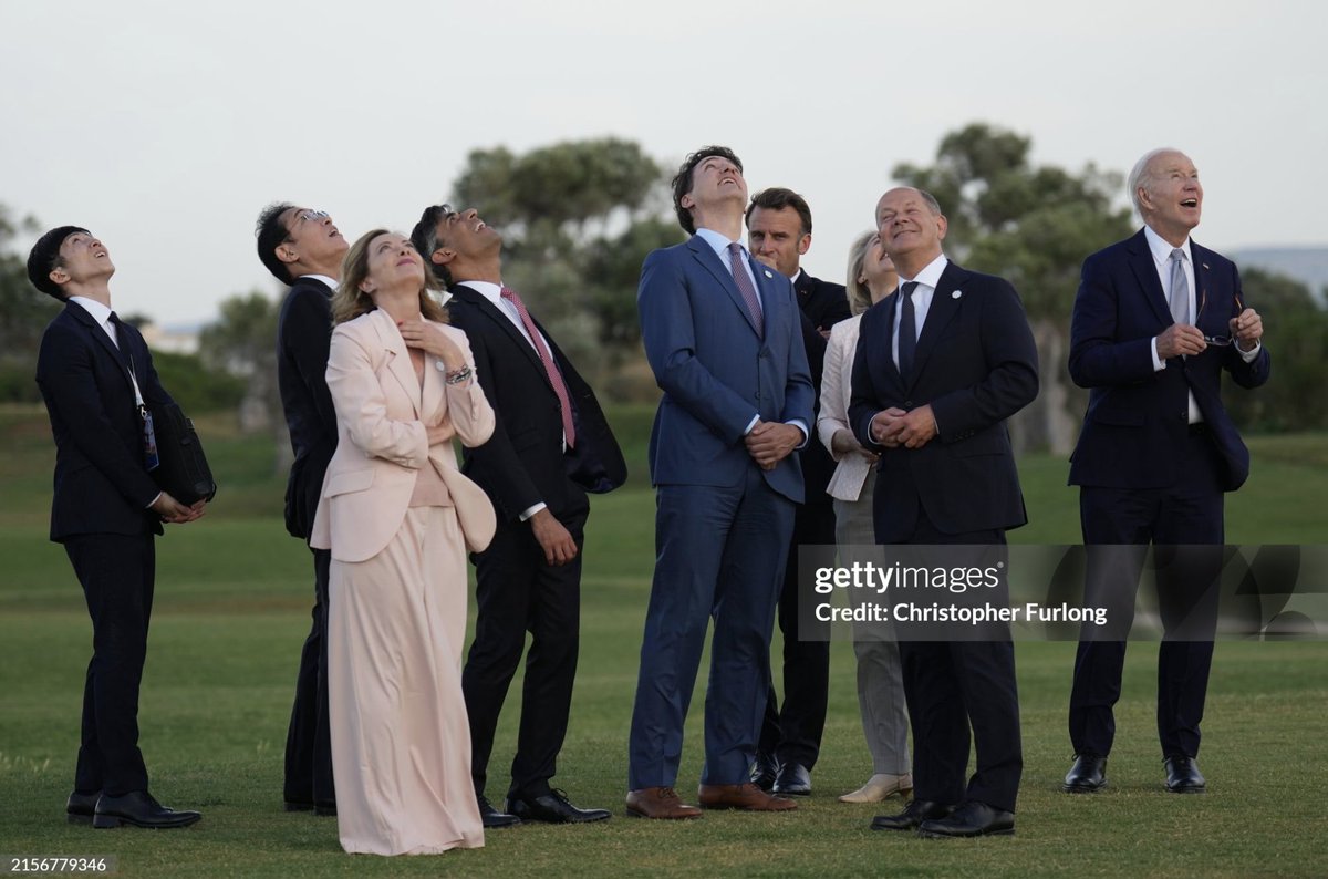 This is so far the best <a href="/G7/">G7</a> leader photo ...