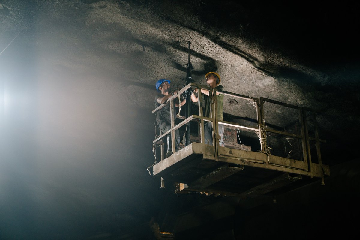 AtlasCopcoIndia's tweet photo. Tunnel construction in India is accelerating! Engineers face challenges with complex geology & limited space. Atlas Copco Electric compressors are key: zero-emission, low-cost, durable, manoeuvrable, & quiet.
https://t.co/VpOfnCJUax
#AtlasCopcoIndia #ElectricCompressor #Tunnel https://t.co/F1cDsC6Rml