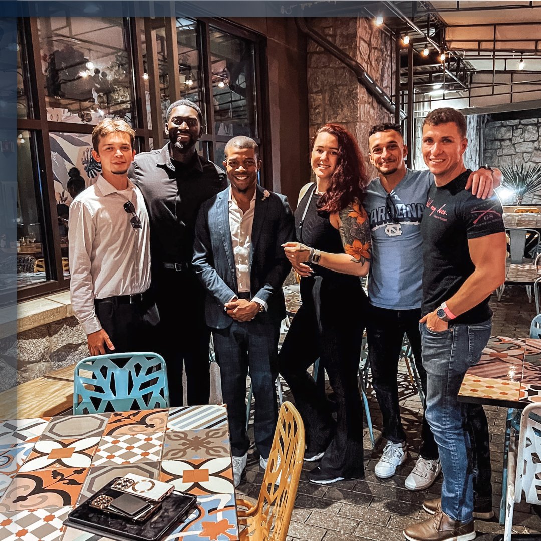 VisionTitan's tweet photo. Great dinner and great conversation with great people! 

#TitanVision #TeamDinner #Atlanta https://t.co/TY9TJw32VL