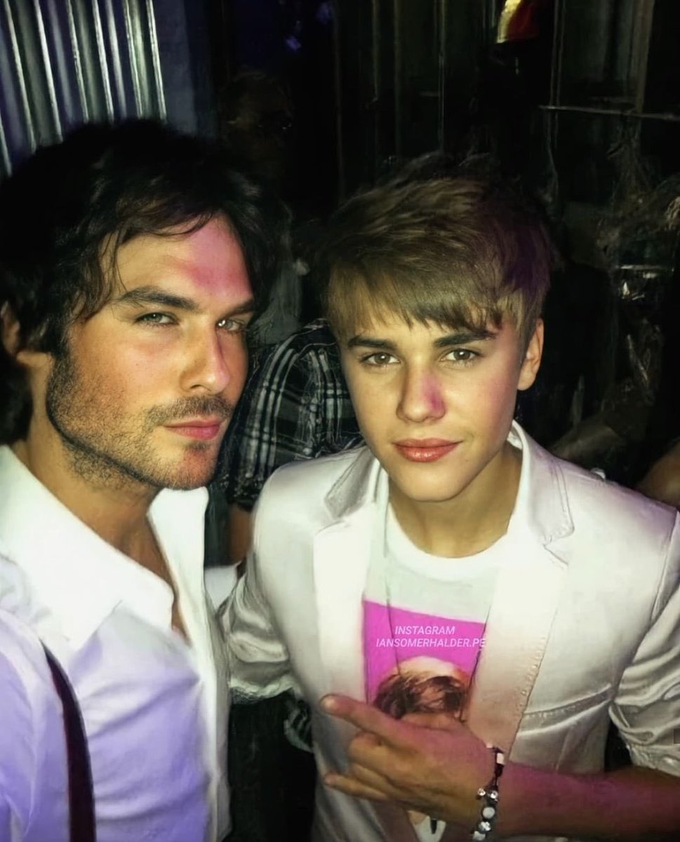 IanFansBR's tweet image. BELIEBER!!! 💜

📲 Ian Somerhalder acaba de compartilhar esse tbt dele com Justin Bieber em 2011: 

"Apenas dois pais saindo ;)" 

via: iansomerhalder