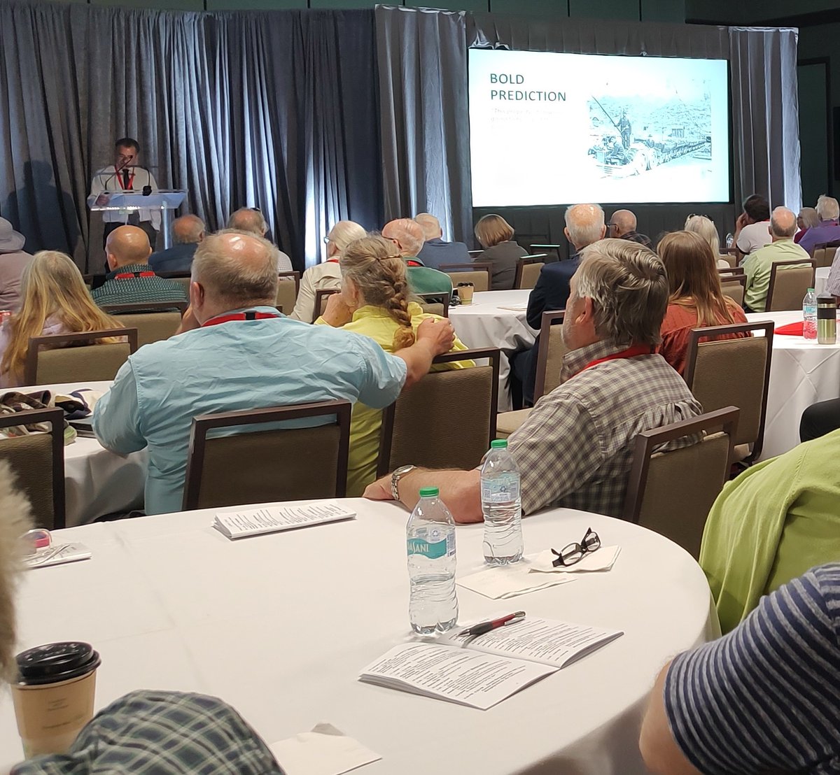 NickPapp tweet media