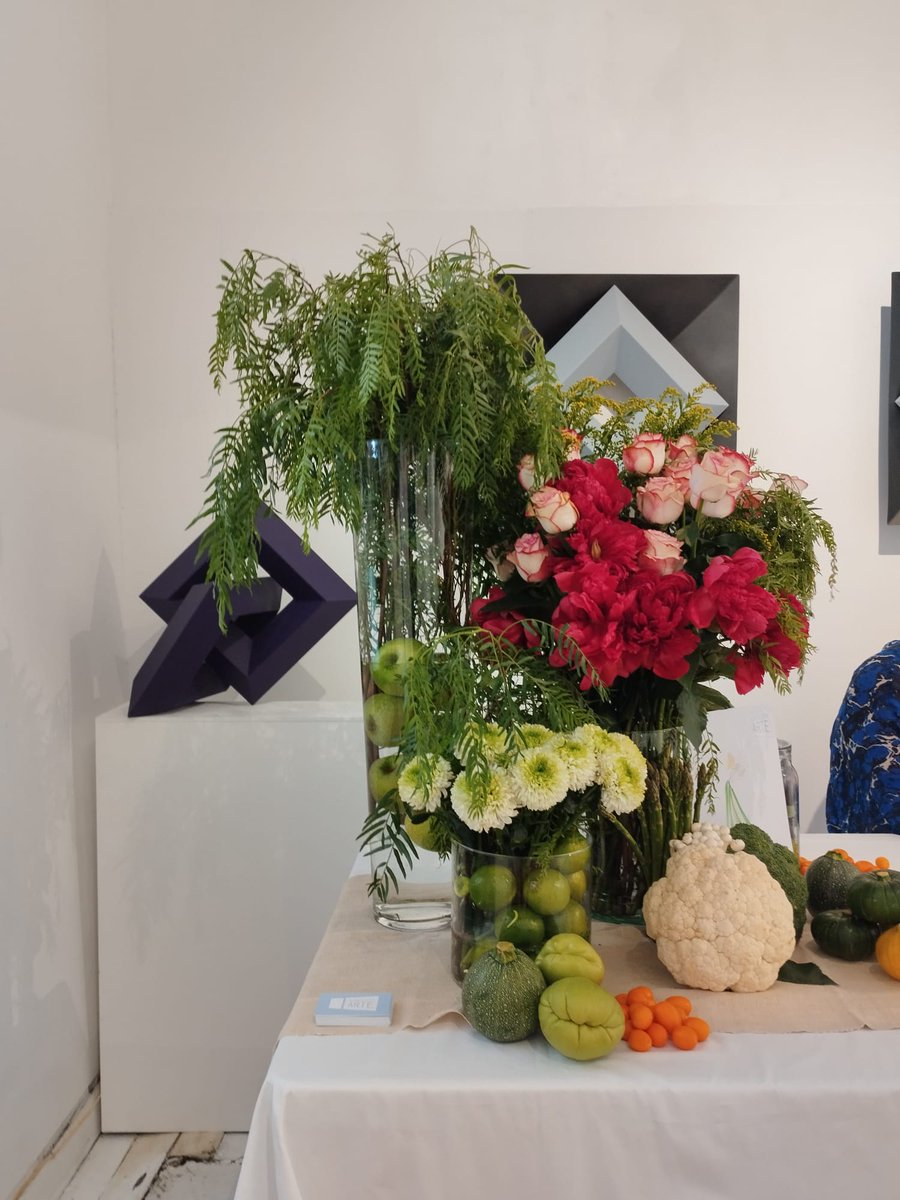 #RECUERDOS 

✨El 31 de mayo despedimos a la Galería <a href="/BlancaSotoArte/">Blanca Soto Arte</a>  y anunciamos el nuevo proyecto.

❇️ Con bodegón de la escenográfa Ulia Ishi-Kawa e ilustraciones en vivo de María Muñoz de Fernando.

💫 Gracias a todos los asistentes

!Hasta pronto¡