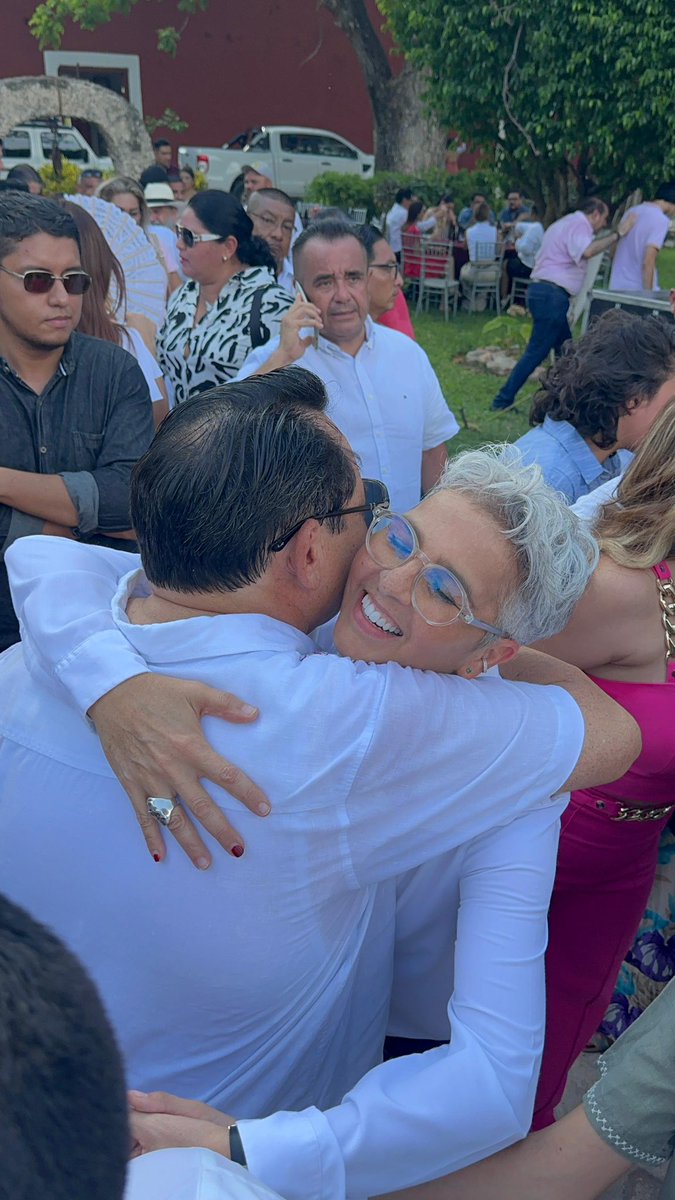 Familia, les cuento que <a href="/huachodiazmena/">Joaquín Díaz Mena</a> será un gobernador profundamente comprometido con los grupos vulnerables, como lo son las personas con discapacidad. 

Muchas gracias querido gobernador por el cariño y espacio que le otorgó a Tian, mi hijo con autismo. 💚💚

¡La