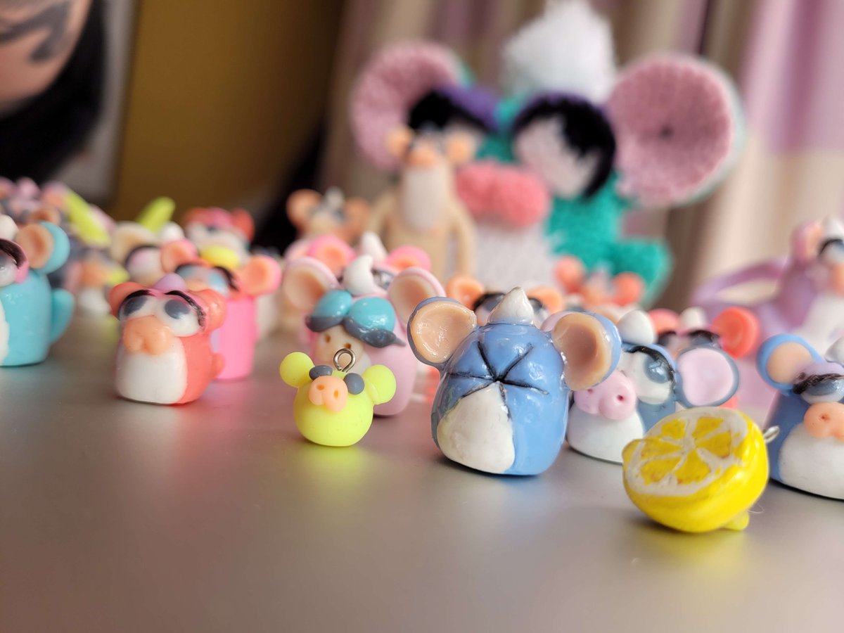 helen 🗡 tweet media