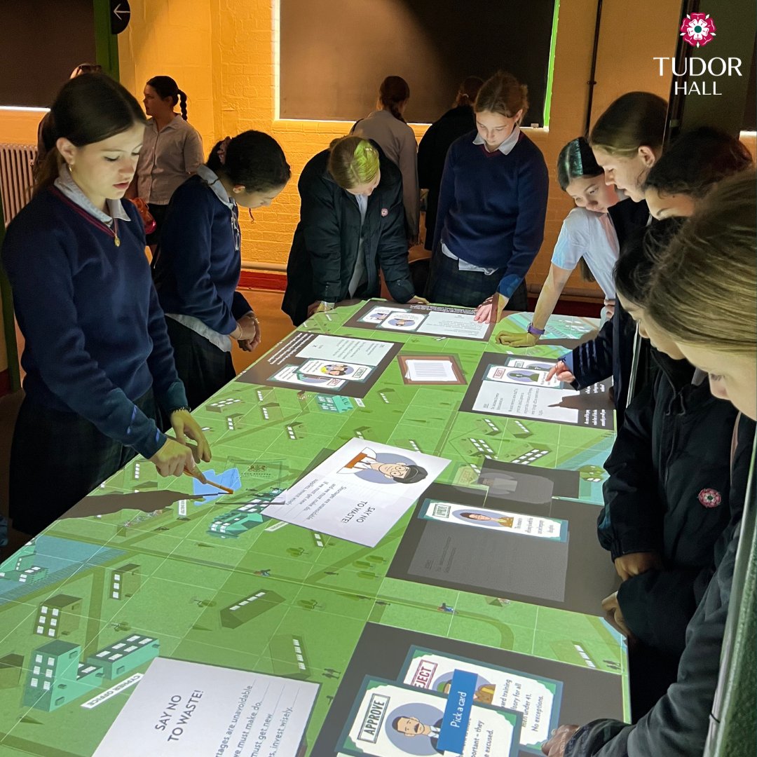 TudorHallSchool's tweet image. #Didyouknow : of the 9,000 staff at Bletchley Park during WWII, 75% were women?
During the IIs visit they saw the famous huts where Alan Turing & team cracked the Enigma Code, enjoyed code-breaking workshops & learned about those working in such secrecy.
#codebreaking #maths