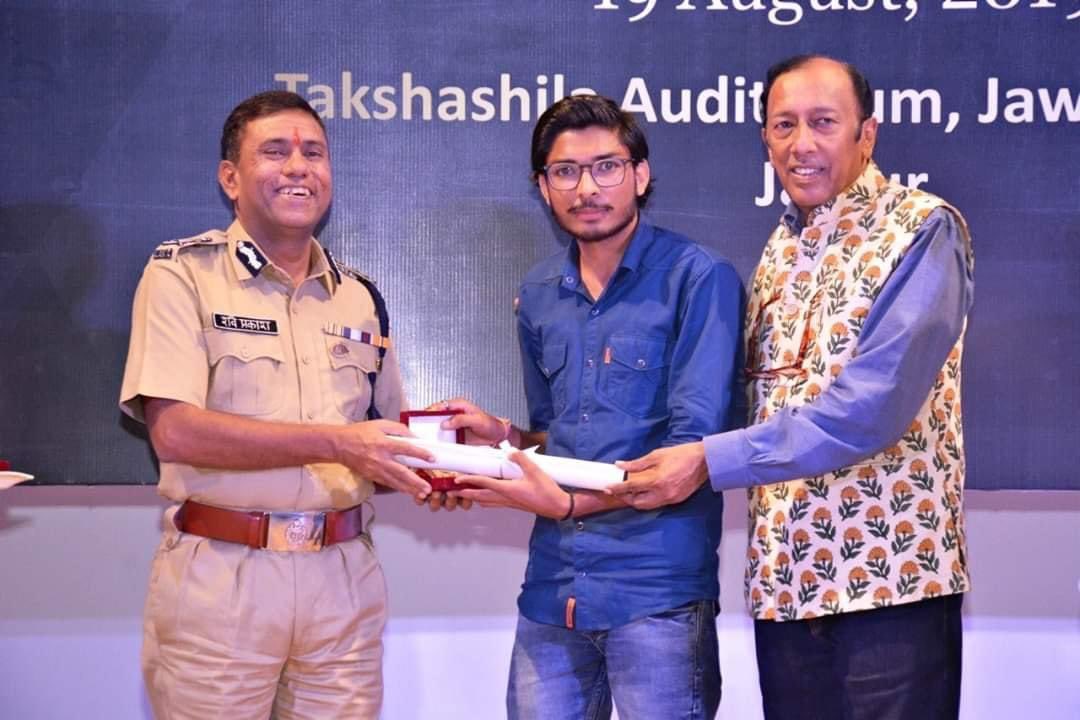 Sunil ydv SS tweet media