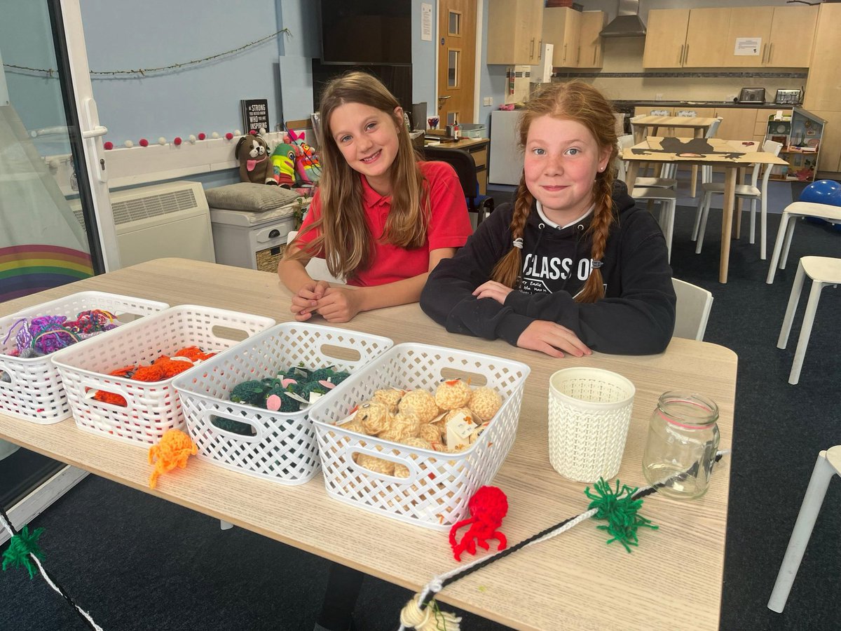 AinsdaleStJohns's tweet photo. Well done to our crochet queens for organising today’s sale and for making so many cute and cuddly creatures 🐱🐸🐤. The girls had a queue all lunchtime and lots of happy customers. They have made over £100 for their chosen charity just today! Well done girls 👏🏻 #ASJWay https://t.co/x2eutwBo0k
