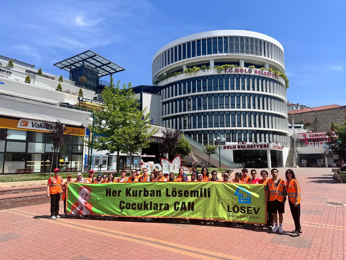 Biz iyileşmiş cocuk Anneleri ve Babaları olarak sizlere sesleniyoruz.

#HerKurbanLösemiliÇocuklaraCan 

<a href="/losev1998/">LÖSEV</a> 
<a href="/ustunezer/">Dr. Üstün EZER</a> 
<a href="/hulya_unver/">Hülya ÜNVER</a> 
<a href="/julidearifoglu/">Dr.Julide Arifoğlu</a>