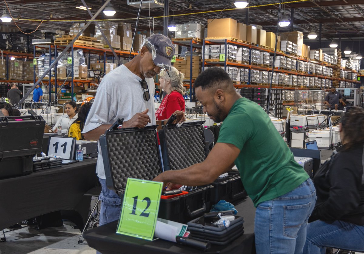 HarrisVotes's tweet photo. Election Judges are collecting necessary materials and equipment at supply handout today gearing up for Election Day this Saturday, June 15! Make sure you’re prepared to keep up the vote by visiting https://t.co/UnDVEDlunk 🗳️ #harrisvotes #HCAD #runoff https://t.co/d0HOJ2NBgS