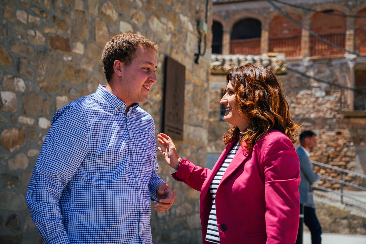 LauraVilagra's tweet photo. Visitem #Bellprat un municipi petit en extensió, però gran en actius. Pels antecedents històrics de tenir la primera alcaldessa de l'Estat hi tenim una relació especial. És tot un exemple de valentia, resiliència i compromís. 👇 https://t.co/WVRSMKuqL3