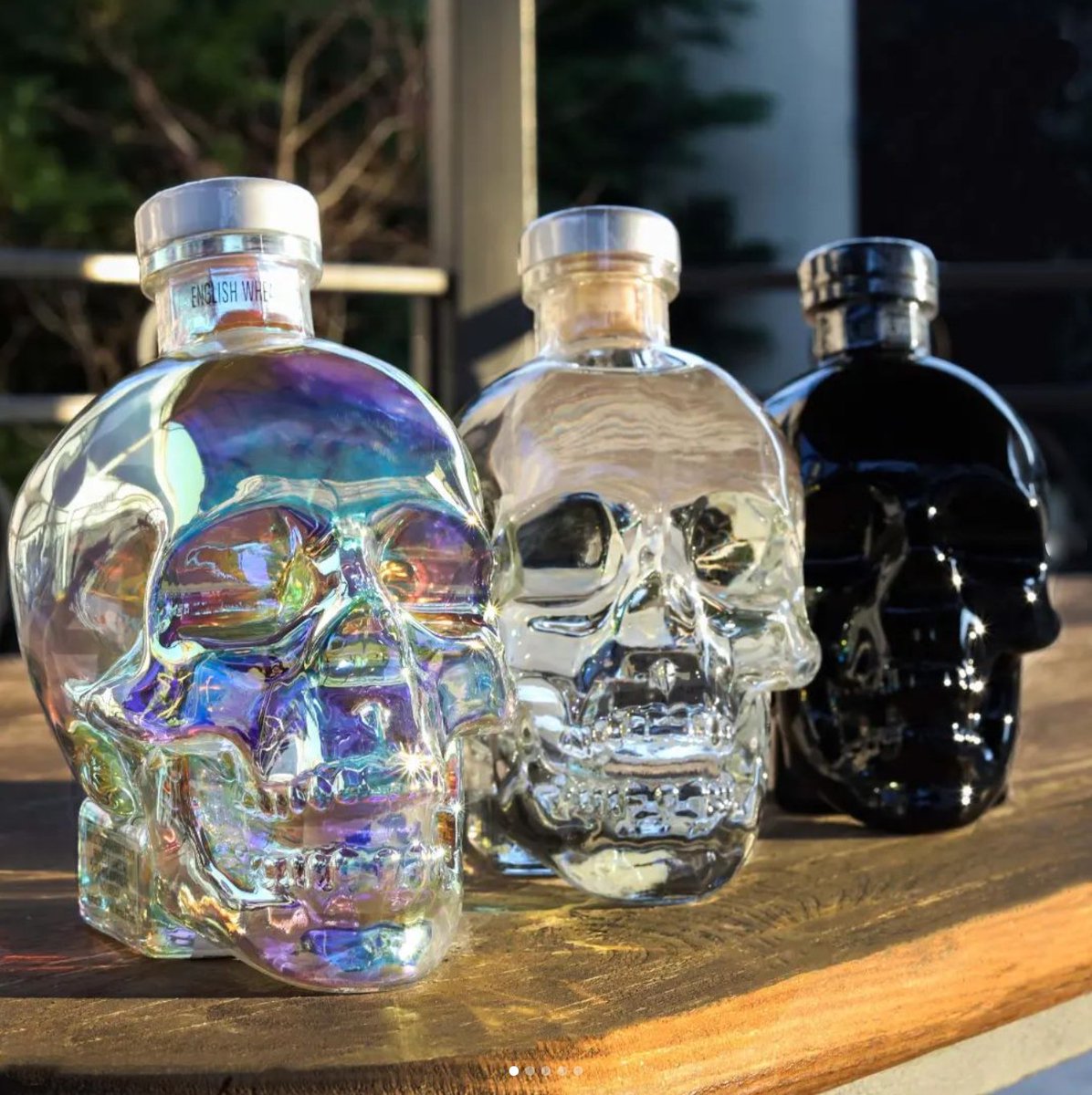 crystal_head's tweet photo. Three different bottles, with three different flavour profiles. π
πΈ:@ambassador_by_alkoteka
Learn more: https://t.co/5uHGZn40CT
#Aurora #Onyx #CrystalHeadVodka #CrystalHead #Vodka #SkullBottle #DanAykroyd #Canadian https://t.co/CW2iVRjOUG