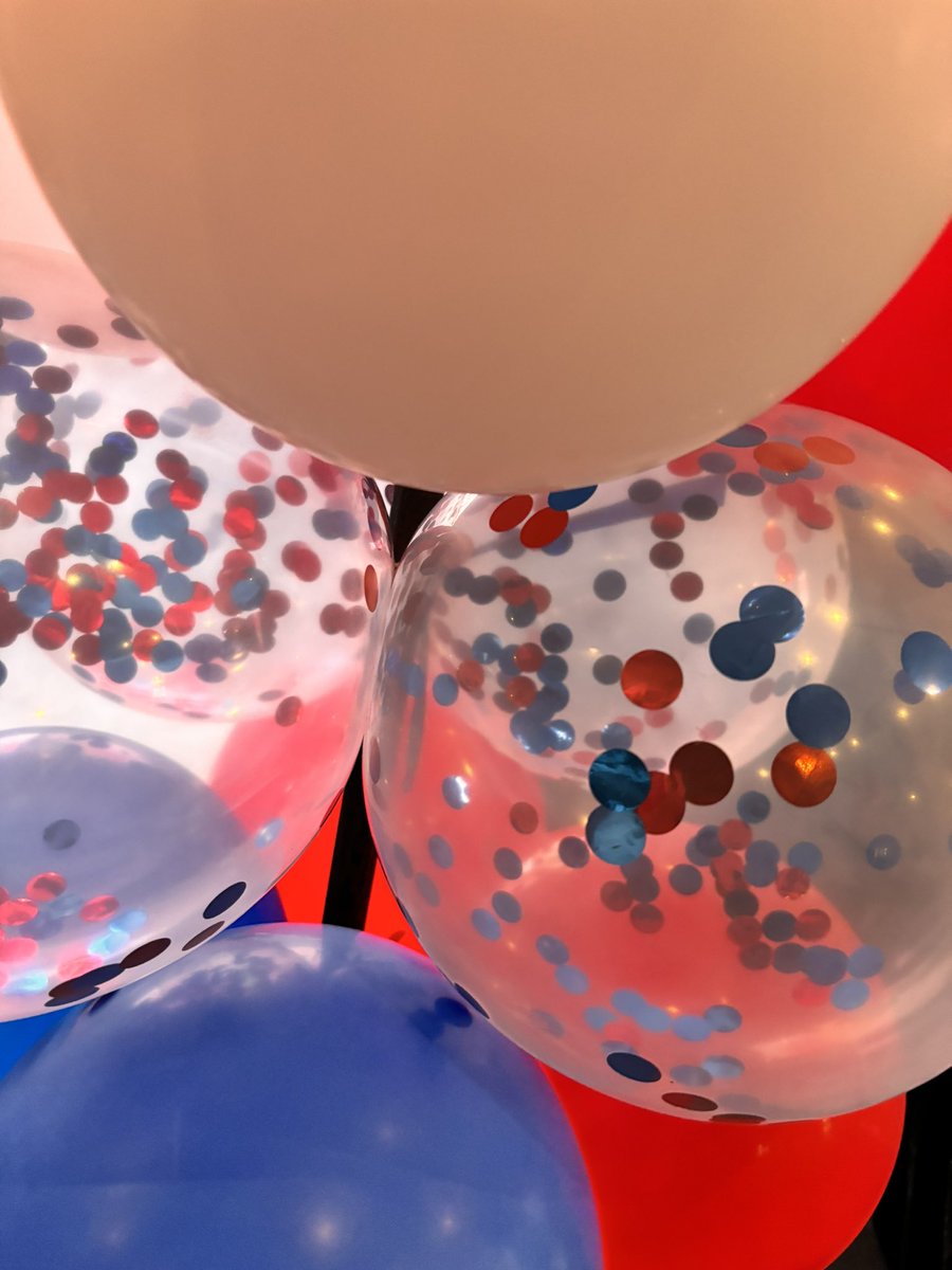 uk_mali's tweet image. #teasing  

Dans quelques heures, nous allons célébrer un grand évènement. Restez connecté(e)s ! 

#kbp #KBPBamako