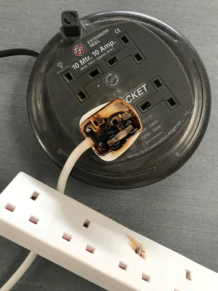 After finding a small fire caused by two extension leads plugged together, we are now urging people to avoid overloading plug sockets, and to only use one extension lead per socket.

To find out more, please visit: orlo.uk/FlQNr