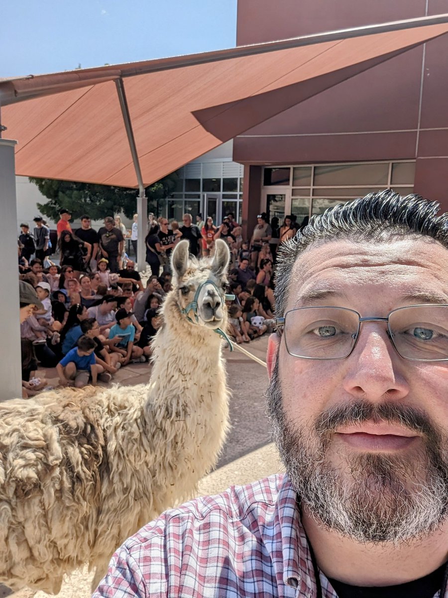 _KevinHendricks's tweet photo. I made a new friend at work today. This is Kendrick Llamar. I love my job. https://t.co/KFOrOE044u