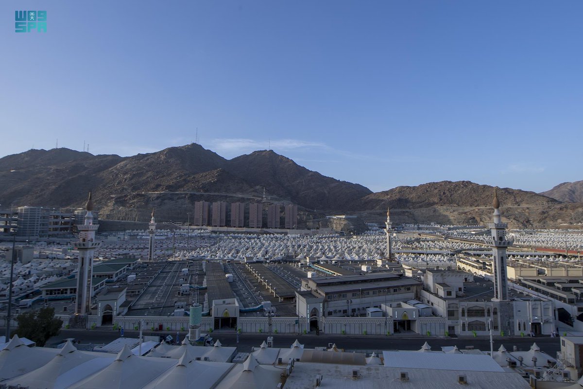 Le Lieu Sacré de Mina est prêt à accueillir dans quelques heures des miliions de pèlerins pour le commencement du #Hajj.

Demain sera le 8ème jour du mois sacré de #Dhull_Hijja, appelé aussi « Le jour de Tarwiya ».

✨N'hésitez pas à nous suivre et à activer les notifications