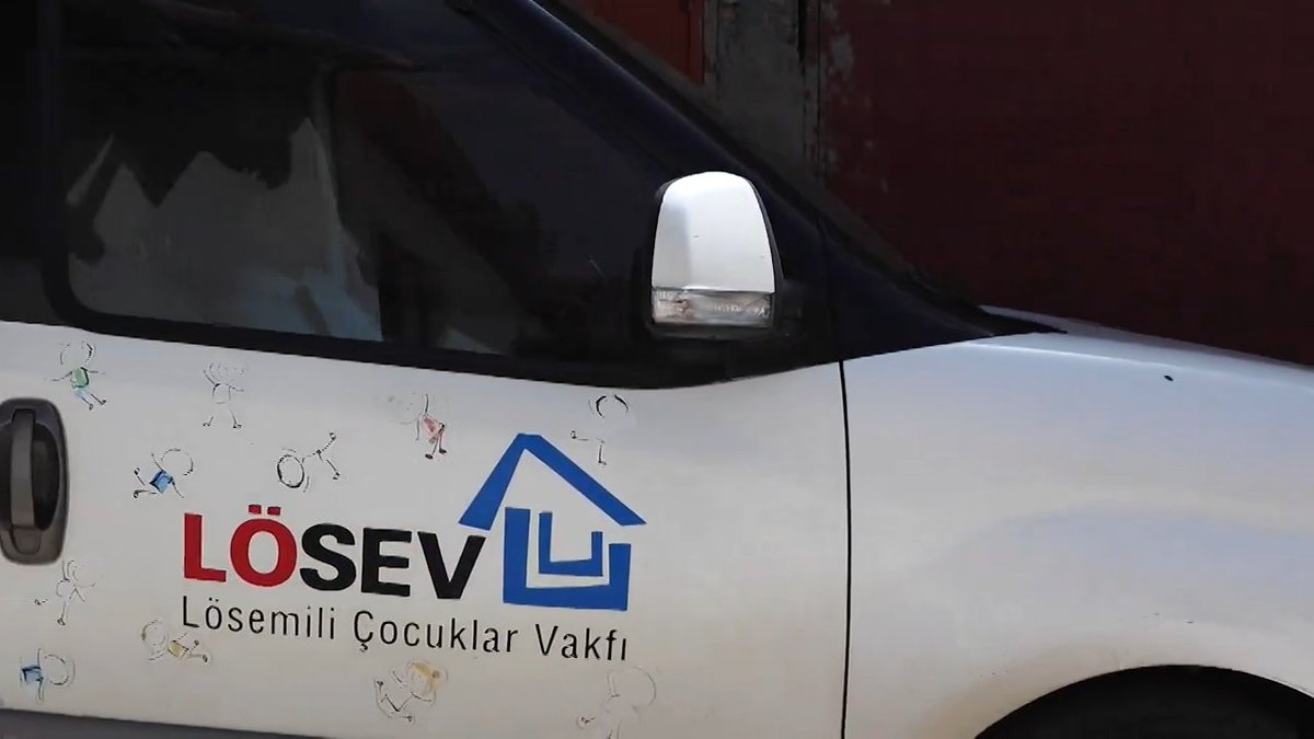 Bu Kurban Bayramı'nda Lösev'e destek olun, lösemili çocuklarımızın yüzlerini güldürelim! 🎗️🐑 Bağışlarınızla çare olun, onların hayatında bir fark yaratın. Sağlık olsun. #Lösev

#HerKurbanLösemiliÇocuklaraCan diyelim