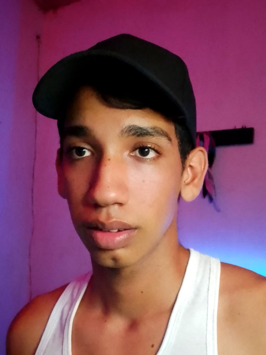 DeyberFlores_'s tweet photo. Mi panza está engordando 😵‍💫 

#gymbro #gym #gymrat #teenfit #fit #outfit #teens #vzla #venezolano #tumblr #cleanboy #fitguy #gymmotivation #foryou #fitness https://t.co/645AyhJ2Vv